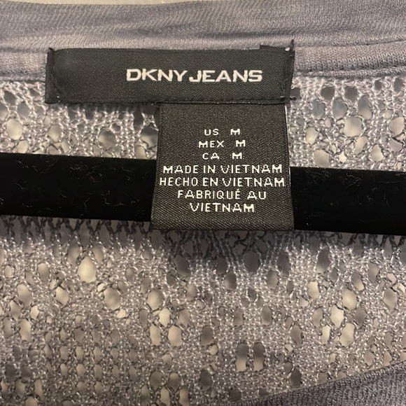 DKNY women’s top - Picture 3 of 4